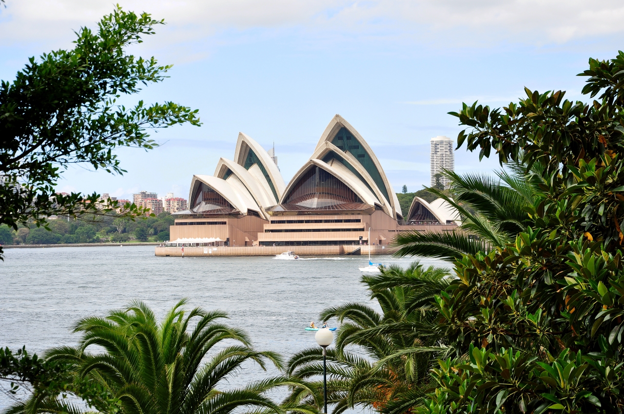 Secrets of the Sydney Opera House Tiles - Photo By Mike Fernandes