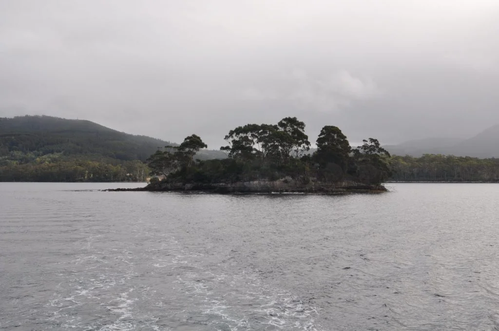 Wild Nature Areas Around Hobart - Photos By Mike Fernandes