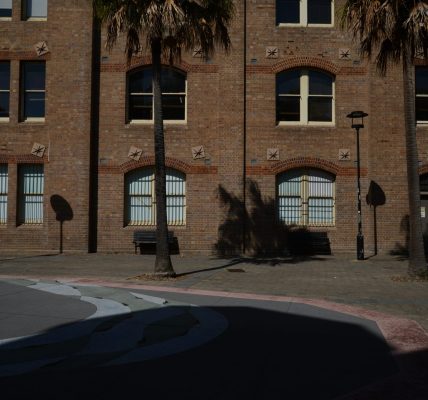 Sydney Roads Not So Straight Forward - Photos by Mike Fernandes