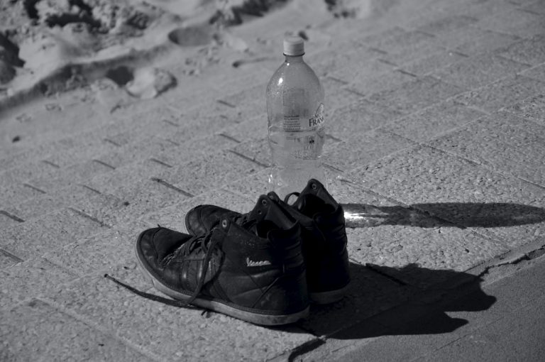 A Fast‑Moving City Pulse And Sydney Go Together - Photos By Mike Fernandes